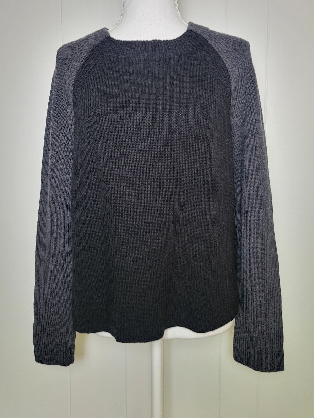 Eileen Fisher Color Block Pullover Sweater Extra Fine Merino Wool Black & Gray M - Picture 3 of 10
